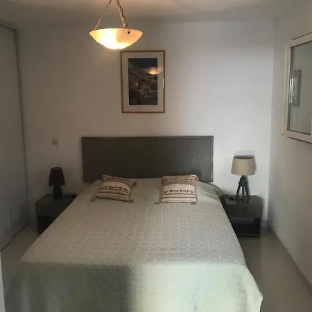 Clement - Rez De - Vue サリ・ソランザラ